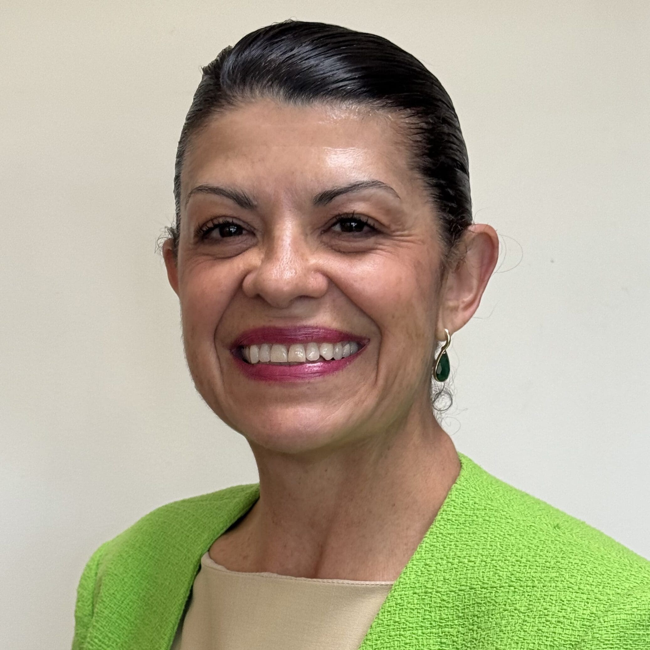 Professional photo of Veronica Sibley