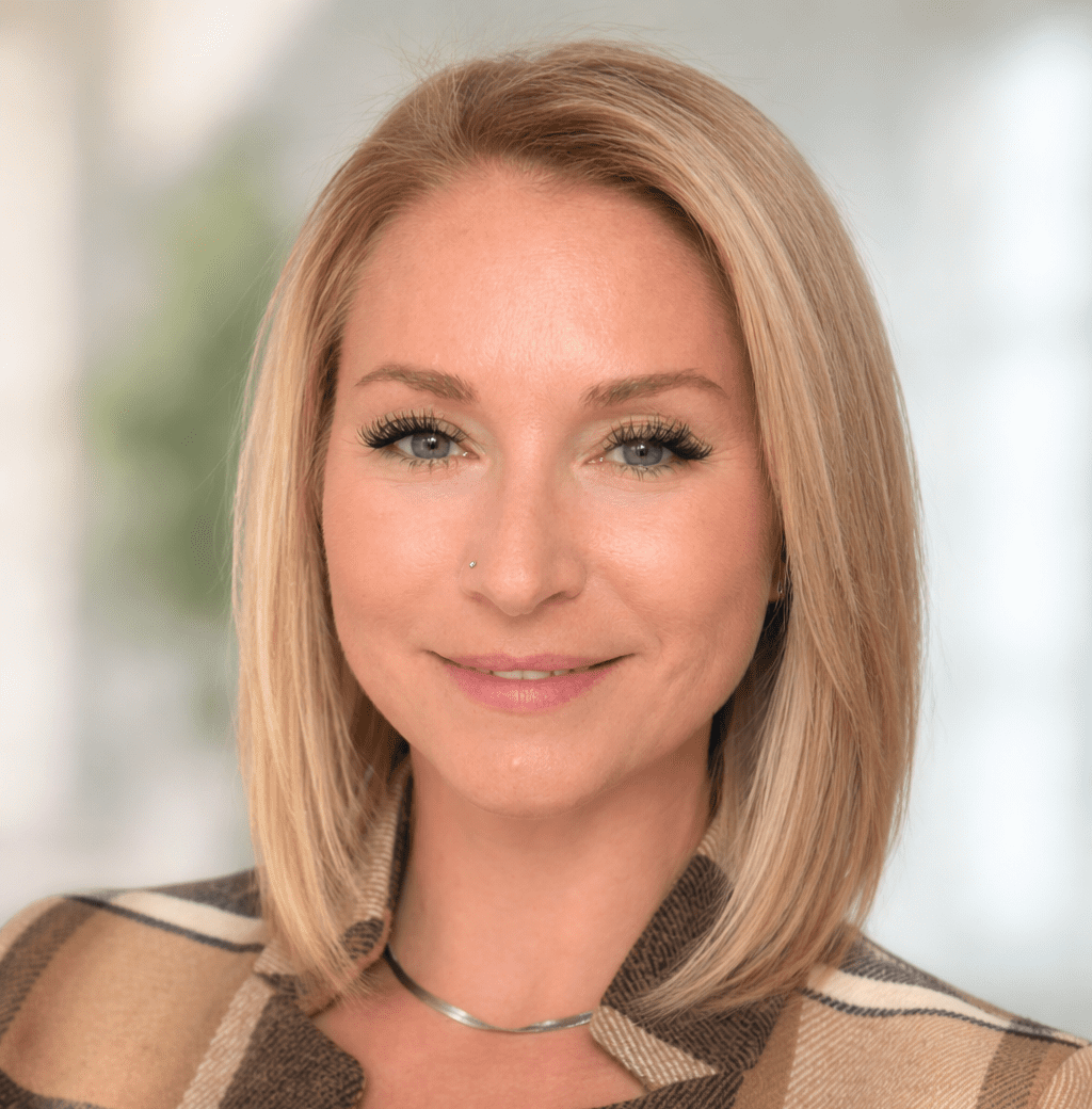 Professional photo of Laura Beck