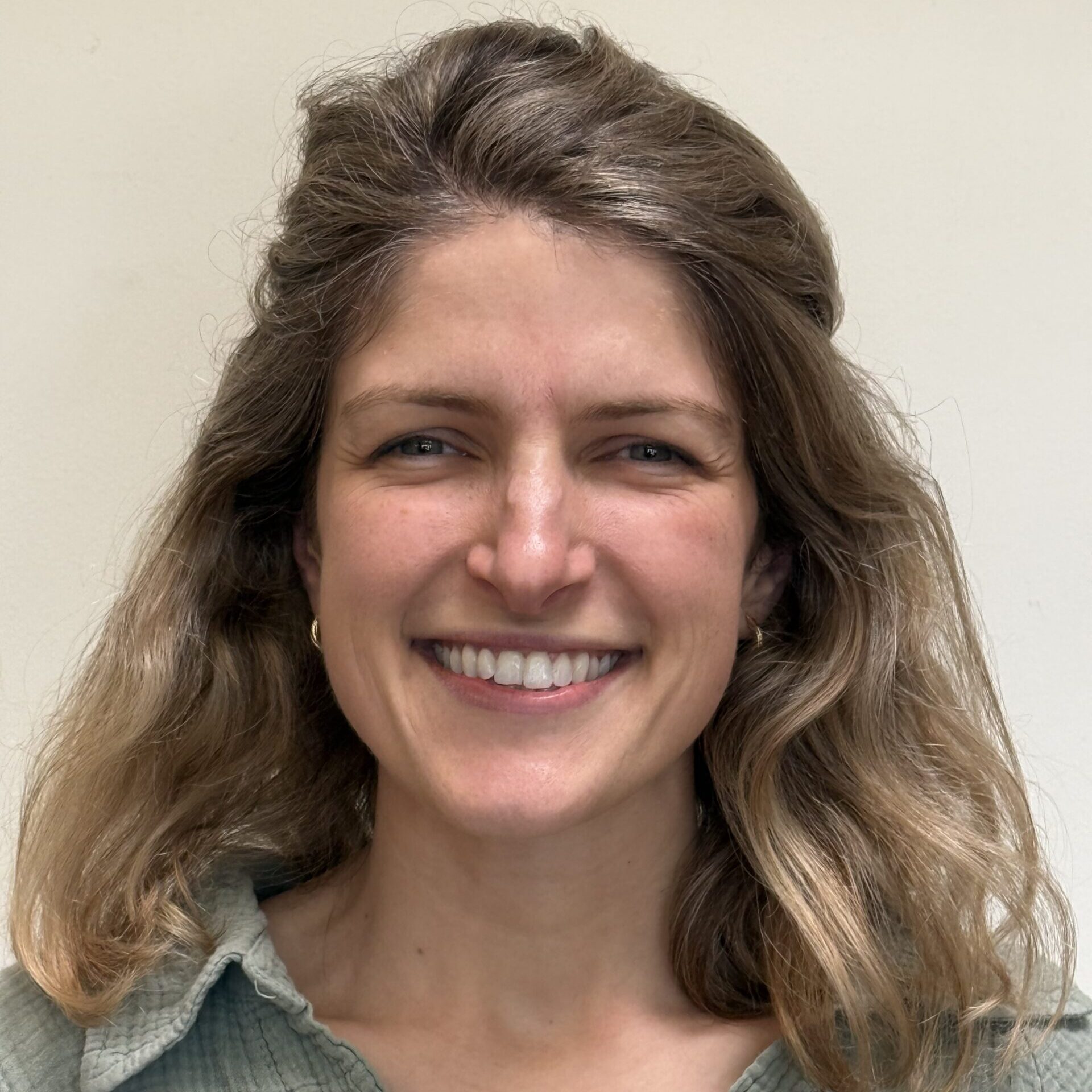 Professional photo of Tara Prangell